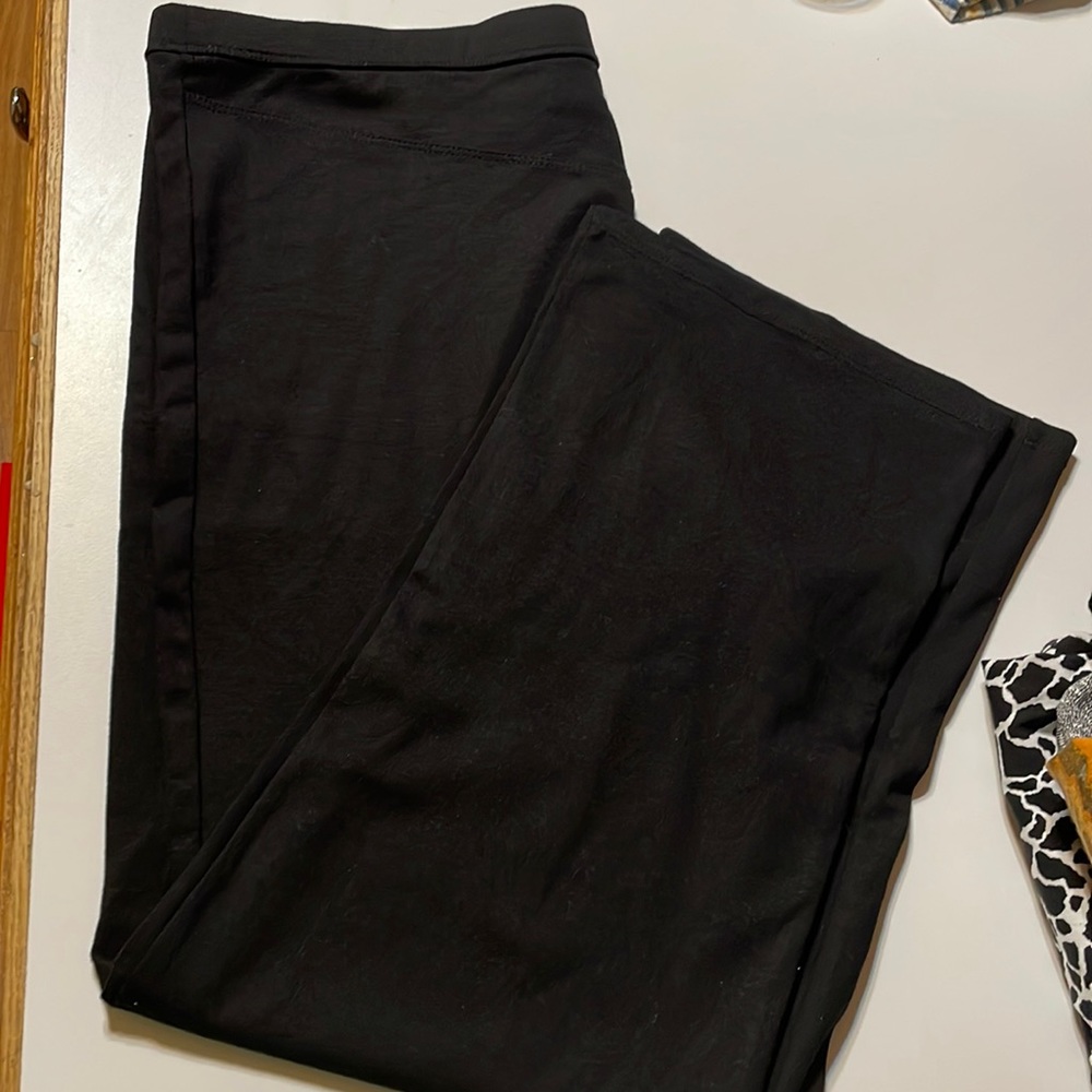 Black pants, long with wide cuff. 2x NWOT